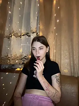 MrrKate online show from 12-15-25, 08:57