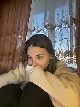 MrrKate online show from 04-21-26, 02:51