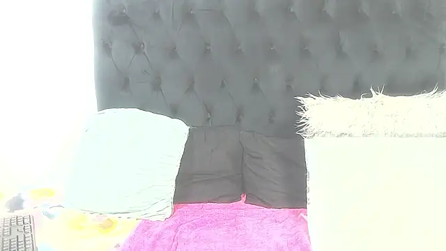 BootyClitQueen online show from 01-14-26, 05:29