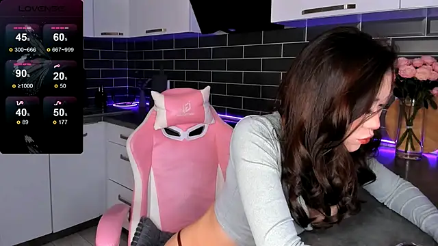 ShaiyaMinn3 online show from 09-24-25, 03:37