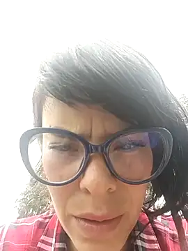 Snapshot of Ali3Martin chatting on 03-21-25, 06:29 Ali3Martin online show from 03-21-25, 06:29