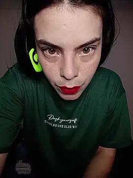 Snapshot of Ali3Martin chatting on 02-09-26, 12:53 Ali3Martin online show from 02-09-26, 12:53