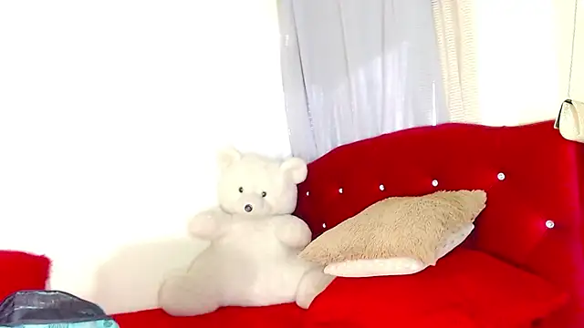 Catalinehot2025 online show from 09-22-25, 08:22