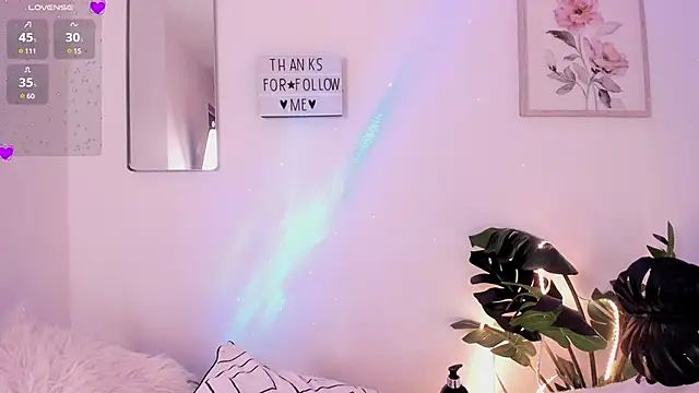 purplemoonn  online show from 03-04-25, 02:42