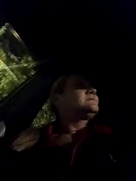 wetnwildforyou online show from 11-13-25, 05:50