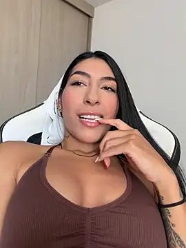 Snapshot of AshleyG_222 chatting on 06-27-26, 03:06 AshleyG 222 online show from 06-27-26, 03:06