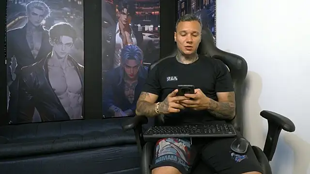 Snapshot of damian_c12 chatting on 04-04-26, 09:45 damian c12 online show from 04-04-26, 09:45