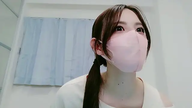 Snapshot of NANA_7 chatting on 12-01-25, 01:10 NANA 7 online show from 12-01-25, 01:10