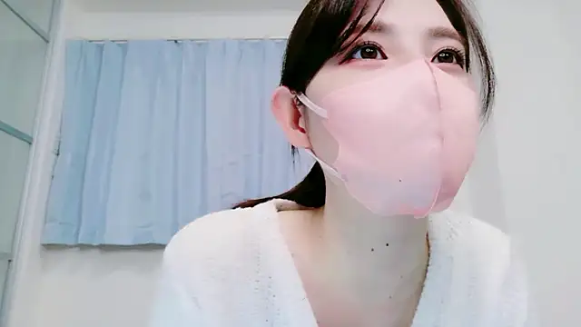 Snapshot of NANA_7 chatting on 04-30-26, 10:10 NANA 7 online show from 04-30-26, 10:10