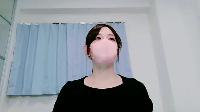 Snapshot of NANA_7 chatting on 05-05-26, 12:35 NANA 7 online show from 05-05-26, 12:35