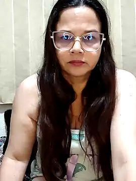 Novata online show from 04-17-26, 03:09