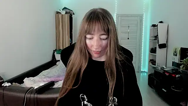 Snapshot of bekkawell chatting on 11-01-25, 02:41 bekkawell online show from 11-01-25, 02:41