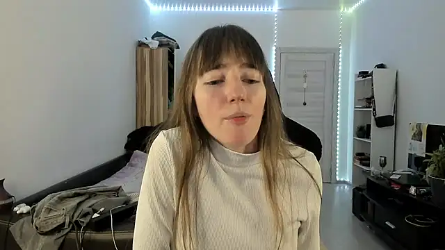 Snapshot of bekkawell chatting on 11-07-25, 03:12 bekkawell online show from 11-07-25, 03:12