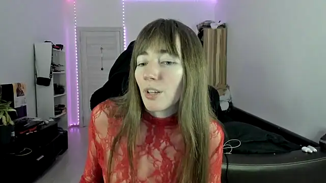 Snapshot of bekkawell chatting on 11-17-25, 01:39 bekkawell online show from 11-17-25, 01:39