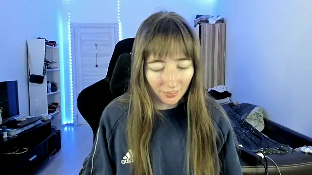 Snapshot of bekkawell chatting on 12-04-25, 05:10 bekkawell online show from 12-04-25, 05:10