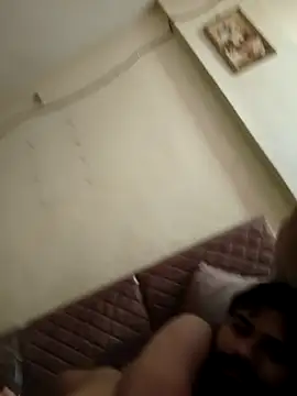 Snapshot of AjpandeyNi88_ chatting on 11-12-25, 10:26 AjpandeyNi88 online show from 11-12-25, 10:26