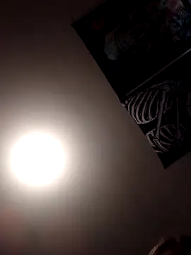 Snapshot of 1Zoey101 chatting on 02-04-26, 04:07 1Zoey101 online show from 02-04-26, 04:07