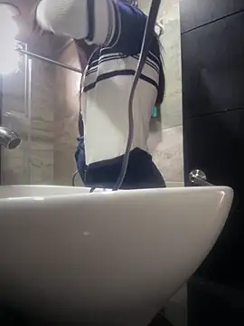 Mila LS online show from 10-25-25, 01:18