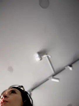 Mila LS online show from 10-26-25, 12:55