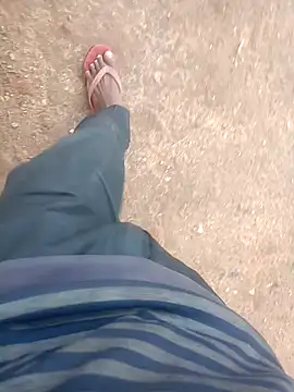 Snapshot of deshiwife26 chatting on 03-22-25, 02:16 deshiwife26 online show from 03-22-25, 02:16