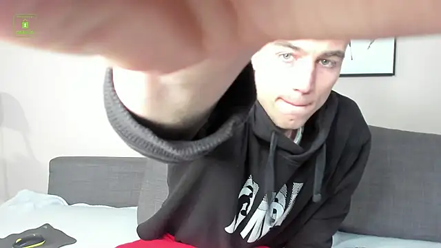 Snapshot of Kyle_Baker chatting on 03-07-25, 06:35 Kyle Baker online show from 03-07-25, 06:35