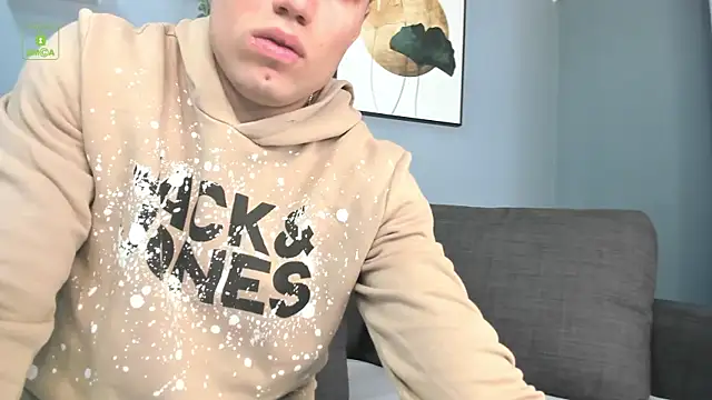 Snapshot of Kyle_Baker chatting on 09-19-25, 05:20 Kyle Baker online show from 09-19-25, 05:20