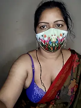 Snapshot of Bagi-Sexy chatting on 03-16-25, 06:23 Bagi-Sexy online show from 03-16-25, 06:23