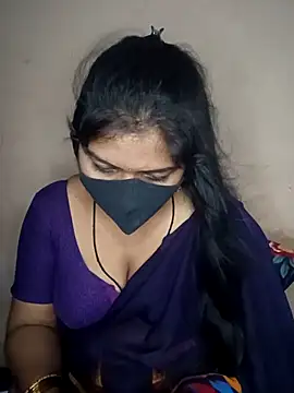 Snapshot of Bagi-Sexy chatting on 09-28-25, 08:58 Bagi-Sexy online show from 09-28-25, 08:58