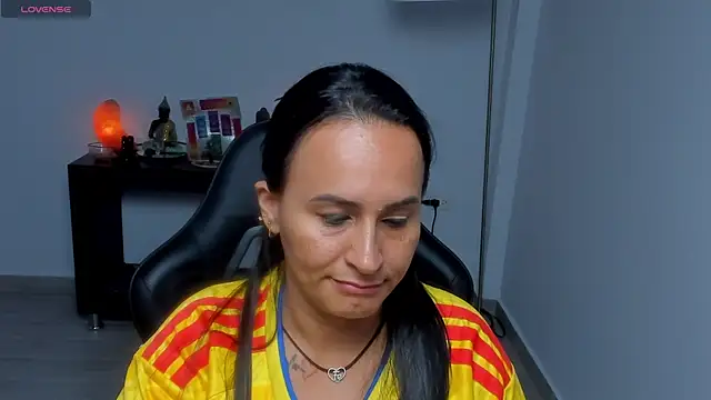 Snapshot of Sara_Charmy chatting on 07-07-26, 11:20 Sara Charmy online show from 07-07-26, 11:20
