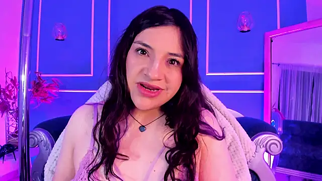 TaraTaylorr online show from 12-16-25, 03:11