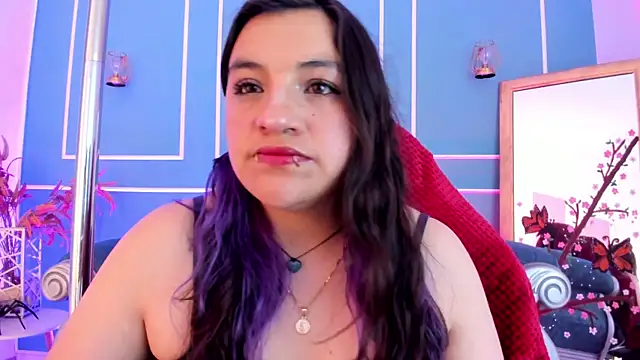 TaraTaylorr online show from 04-24-26, 02:58