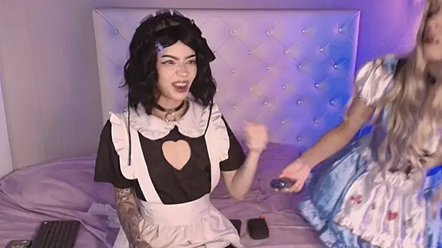 Snapshot of _mollycrystal chatting on 01-08-26, 07:32 mollycrystal online show from 01-08-26, 07:32