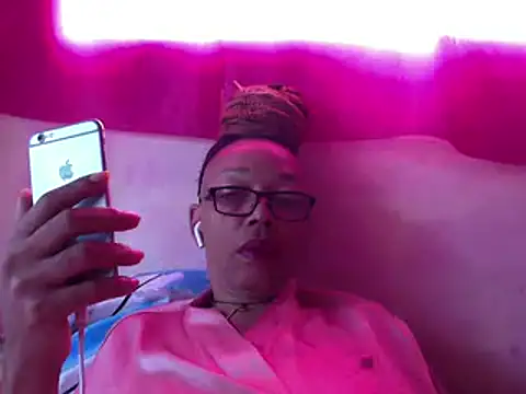 Ladyzee25 online show from 03-23-26, 11:58