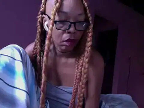 Ladyzee25 online show from 04-01-26, 10:49