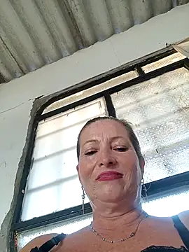 Snapshot of Sexy-Woman-Mature chatting on 09-21-25, 01:13 Sexy-Woman-Mature online show from 09-21-25, 01:13