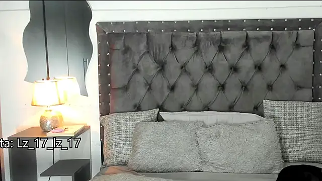 Snapshot of lizzthom chatting on 02-23-26, 07:11 lizzthom online show from 02-23-26, 07:11