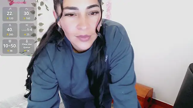 Snapshot of luna_lgomez_ chatting on 03-19-25, 11:17 luna lgomez online show from 03-19-25, 11:17