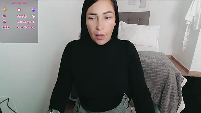 Snapshot of luna_lgomez_ chatting on 11-27-25, 12:18 luna lgomez online show from 11-27-25, 12:18