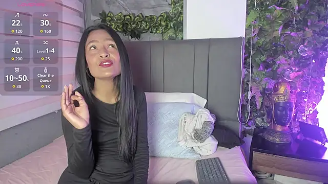 Fernanda liie  online show from 12-05-25, 12:36