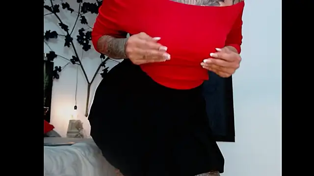 Snapshot of Sara_Valkyri chatting on 03-12-25, 09:24 Sara Valkyri online show from 03-12-25, 09:24