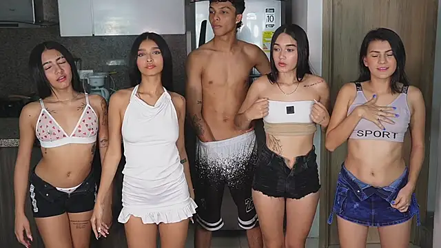 Petiteess online show from 03-19-25, 02:27