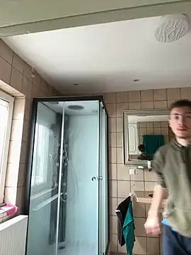 Snapshot of xy_monkeyBigCock chatting on 03-15-25, 11:17 xy monkeyBigCock online show from 03-15-25, 11:17