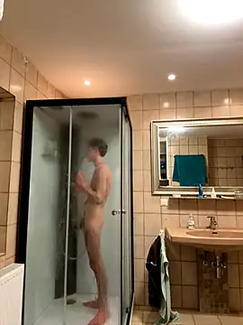 Snapshot of xy_monkeyBigCock chatting on 10-04-25, 11:25 xy monkeyBigCock online show from 10-04-25, 11:25