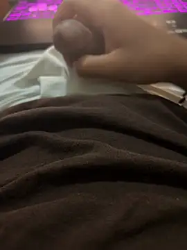 yeezy2819 online show from 02-27-25, 06:40