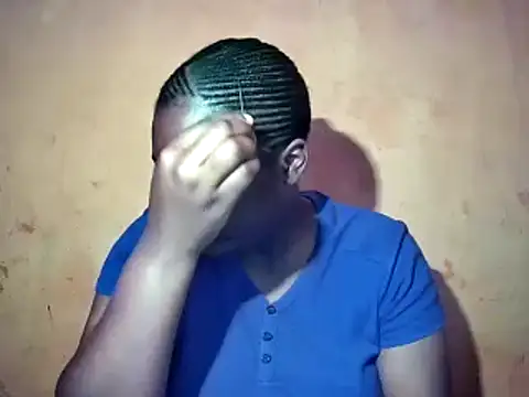 Snapshot of sexyhips2001 chatting on 10-05-25, 10:07 sexyhips2001 online show from 10-05-25, 10:07