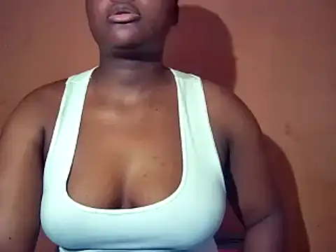 Snapshot of sexyhips2001 chatting on 10-28-25, 06:10 sexyhips2001 online show from 10-28-25, 06:10