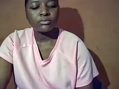 Snapshot of sexyhips2001 chatting on 11-24-25, 08:52 sexyhips2001 online show from 11-24-25, 08:52