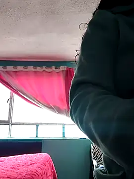 Snapshot of Antonia071284 chatting on 03-09-26, 05:28 Antonia071284 online show from 03-09-26, 05:28