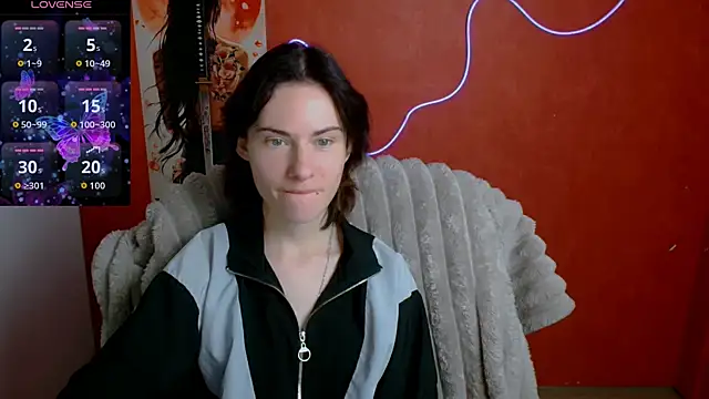 Snapshot of Fiona_Night chatting on 05-09-26, 05:23 Fiona Night online show from 05-09-26, 05:23
