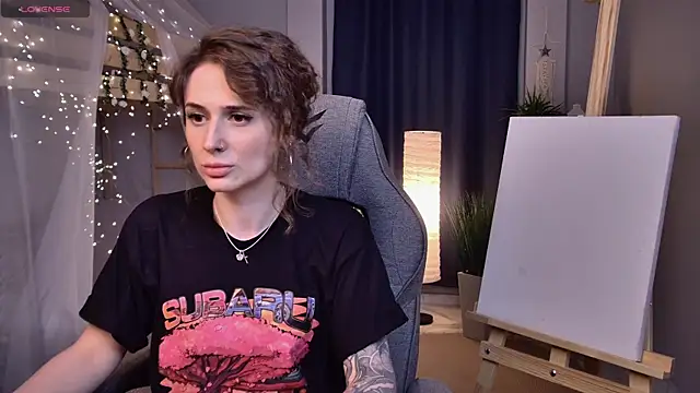 OliviaMcClean online show from 06-11-26, 12:32